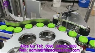 2129 M4 Kendinden Yapışkanlı Etiketli Üç Vidalı Kapaklı Cam Şişeler için Otomatik Döner Etiketleme Makinesi