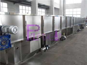 Sıcak Dolum İçecek Şişesi Paketleme Makinesi Meyve Suları Soğutma Sterilizatörü İçecek Sektörü