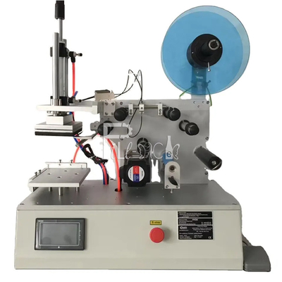 Kare Düz Şişe Etiketleme Makinesi 2000BPH Kavanozlar Yapışkanlı Etiket Yarı Otomatik