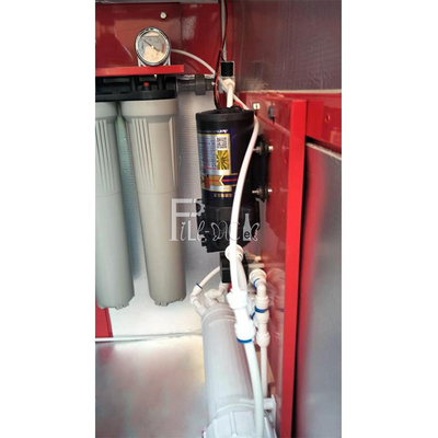 Madeni Para ve Fatura Arıtılmış Su Şişesi Otomatı 10L / Min 550W 0.5MPA