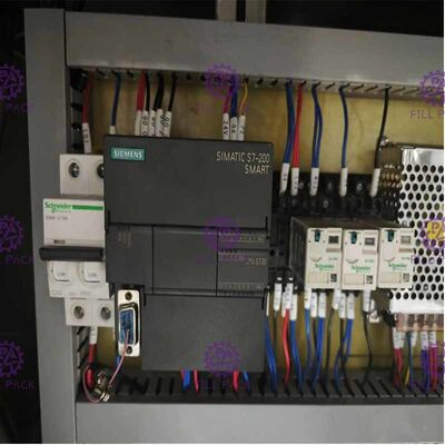 Yuvarlak Şişe için Tek Kafa Yapışkanlı Etiket Etiketleme Makinesi 50BPM