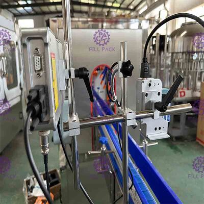 Ayarlanabilir Nozullu 2 Kafa 120m / Dak Mürekkep Püskürtmeli Tarih Kodlama Makinesi