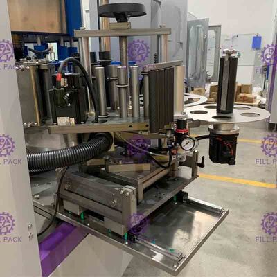 Tek Etiket İçin Döner Tip Kendinden Yapışkanlı Etiket Bira Cam Şişe Etiketleme Makinesi