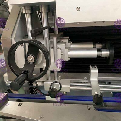 PVC PET OPS Gazlı Şişe Etiketleme Makinesi, 1 Yıl Garantili