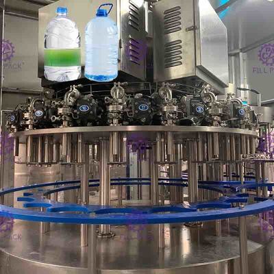 6 Kafaları 600BPH Doğrusal İçme Suyu Şişeleme Mchine Dokunmatik Ekranlı Capper