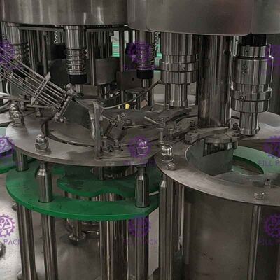 Elektrik Suyu / Su Dolum Makinesi 330ml Ticari Şişeleme Ekipmanları 7.6kw