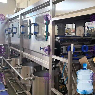 Otomatik 5 Galon Su Dolum Makinesi 450 BPH Plastik Büyük Kapakları