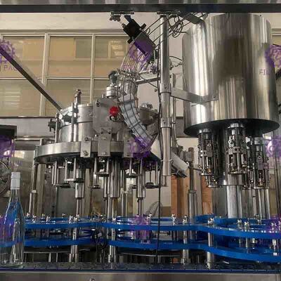 Otomatik Kapatma Makineleri Makine 15000BPH Dolum Meşrubat Şişesi