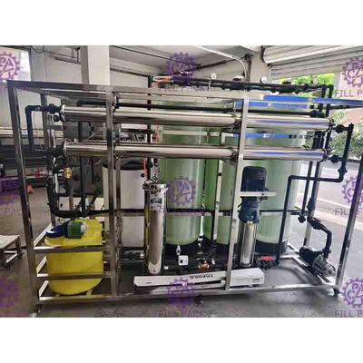 Şişe Su Üretim Hattı İçin Küçük Tip Fiberglas Su RO Sistemi