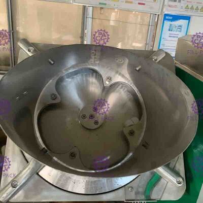 Paslanmaz Çelik ve Yüksek Hızlı Plastik / PET Vidalı Kapaklı Şişe Yapıştırma Makinesi