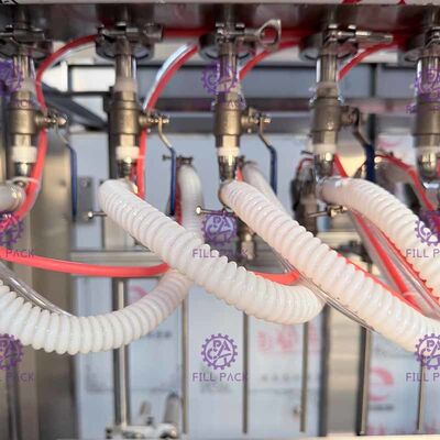 Otomatik Plastik Şişe Dolum Makinesi Yüksek Verimli Çok Kafa Lineer Aşındırıcı Olmayan