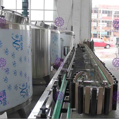 Aromalı Suyu İşleme Hattı için 500ml - 750ml Şişe Paketleme Makinesi