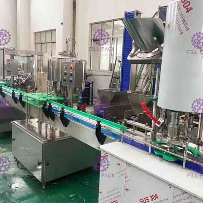 PET İşleme Hattı Gazlı İçecek Lineer Dolum Makinası Yumuşak Drink Şişe