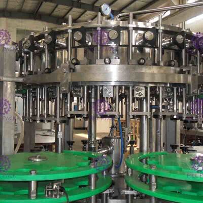 Gazlı Su Suyu Şarap PET Plastik Cam 3 In 1 Monoblok Şişe Üretim Makinesi / Ekipman / Bitki / Sistem