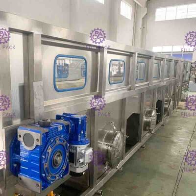 İçecek Yapma Makinası için Şişelenmiş Suyu Soğutma Sterilizatör Şişesi Paketleme Makinesi