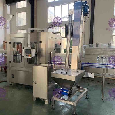 Otomatik 3'ü 1 arada PET Döner Şişe İçme Suyu Dolum Makinesi