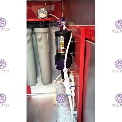 Madeni Para ve Fatura Arıtılmış Su Şişesi Otomatı 10L / Min 550W 0.5MPA