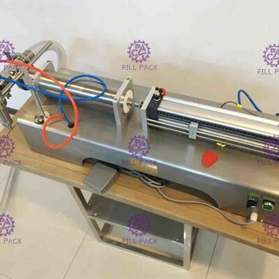 Tek Kafa Sıvı Dolum Makinesi Yarı Otomatik Yüksek Hızlı Kolay Kullanım