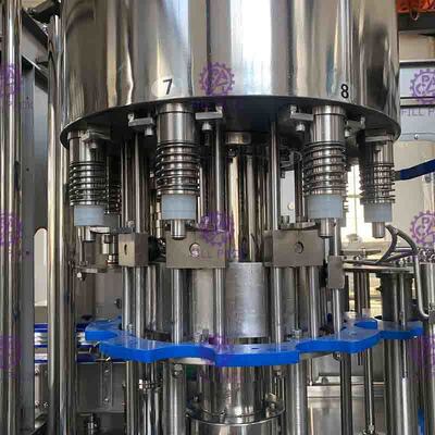 Tam Otomatik 3000BPH Küçük PET Plastik Şişe 3'ü 1 Arada Saf Maden İçme Suyu İçin Su Dolum Şişeleme Makinesi
