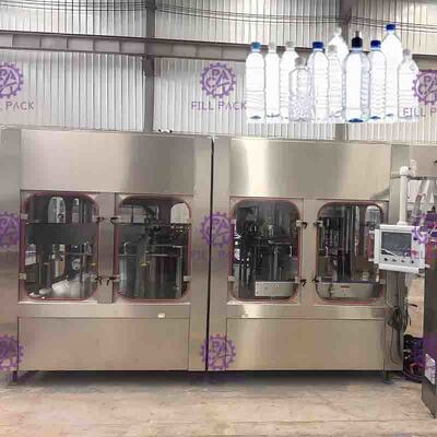 46 Vakum Pompası ile Memeler Yarı Otomatik Sıvı Dolum Makinesi Dolum