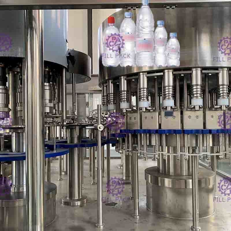 3 Maden Suyu 18 Başkanı için 1 Monoblok Plastik Şişe Dolum Makinası
