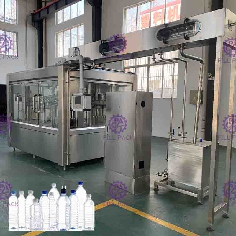 PLC Kontrollü Monoblok 24 Başlıklı 3-In-1 İçme Suyu Dolum Makinesi
