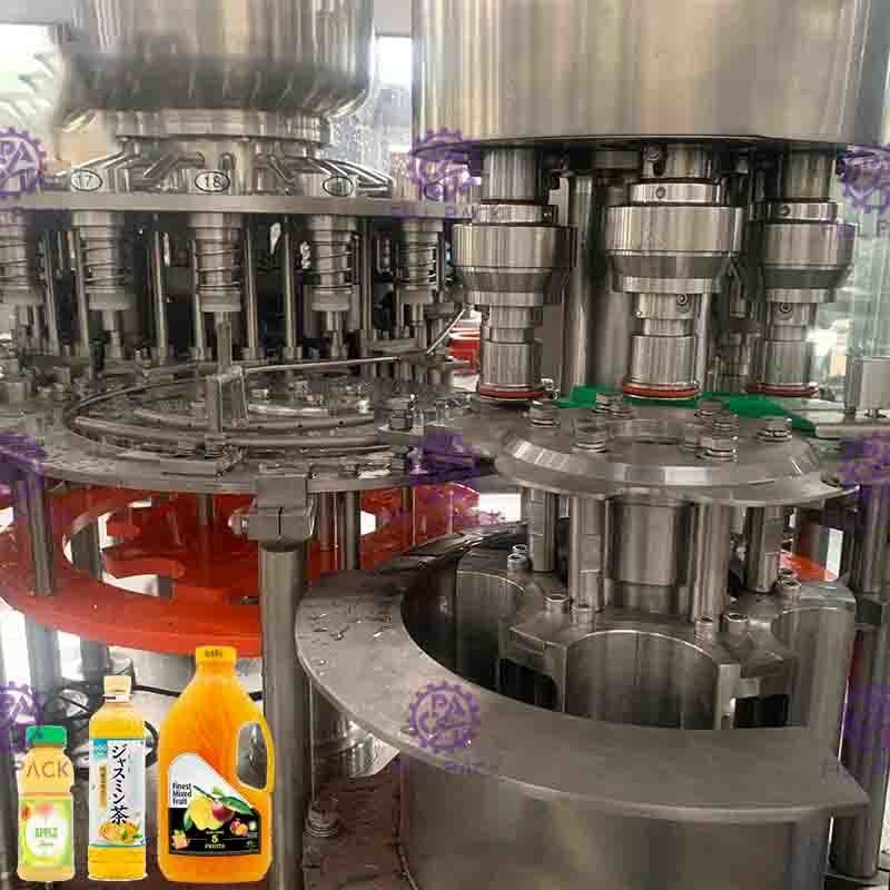 Otomatik 3'ü 1 Arada Küçük Plastik Şişe Suyu Sıcak Dolum Makinesi / Üretim Hattı / Şişeleme Tesisi