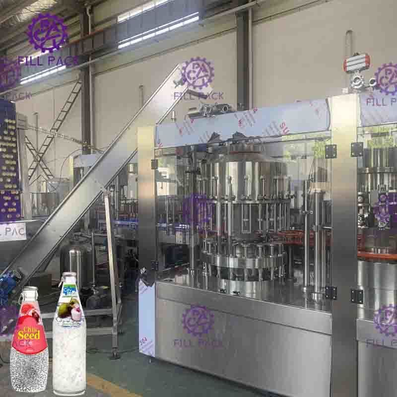 Tam Otomatik Monoblok Sıcak Makinası Meyve Suyu İşleme Ekipmanları 0.3 L Dolum - 2L